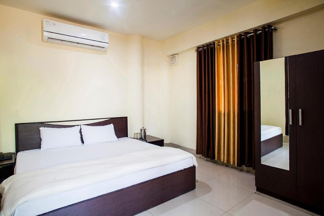 Hotel Sunshine Kashipur Exteriér fotografie