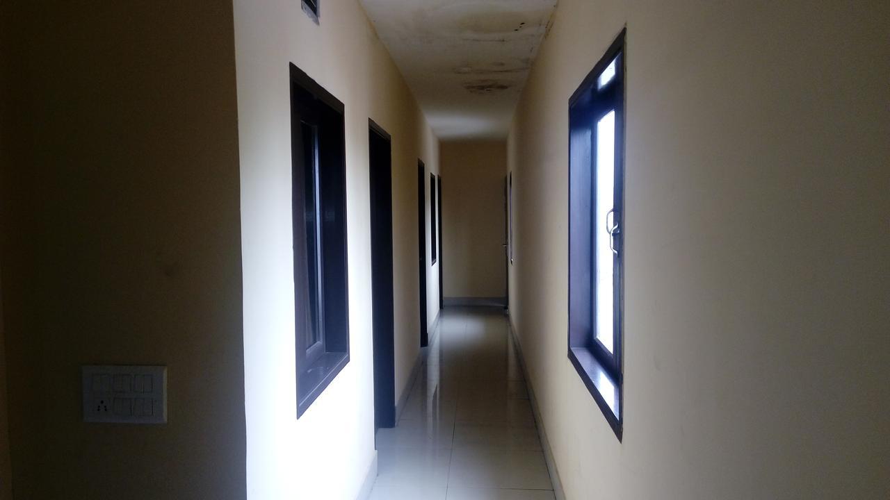 Hotel Sunshine Kashipur Exteriér fotografie